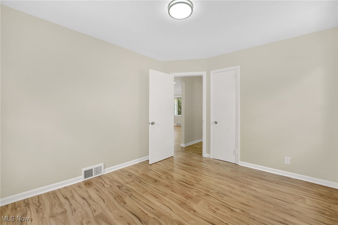 2707 Grovewood Avenue, Parma, Ohio image 15