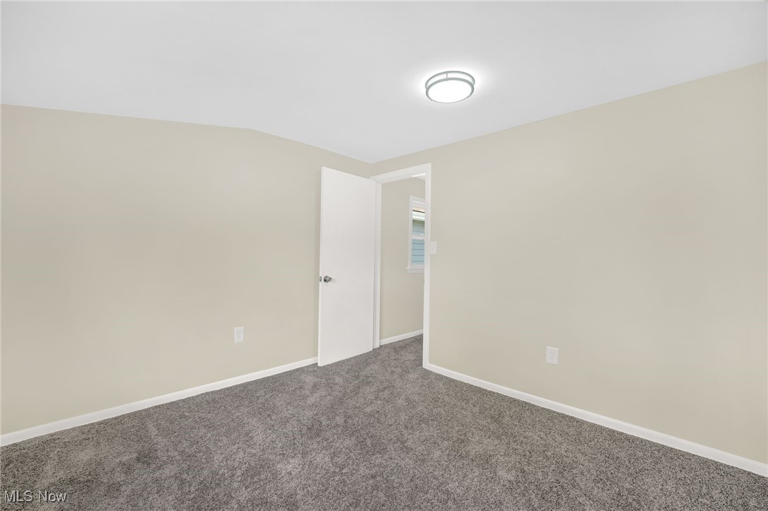 2707 Grovewood Avenue, Parma, Ohio image 21