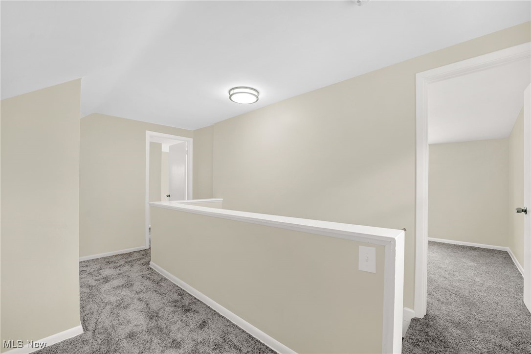 2707 Grovewood Avenue, Parma, Ohio image 20