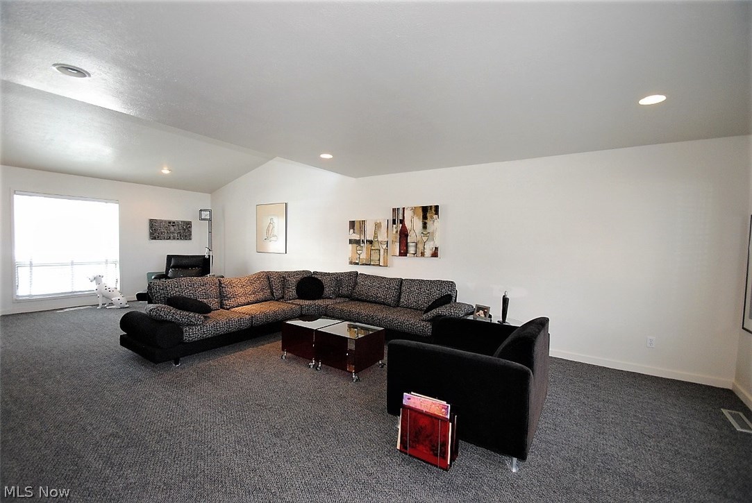 Shakercrest - Residential