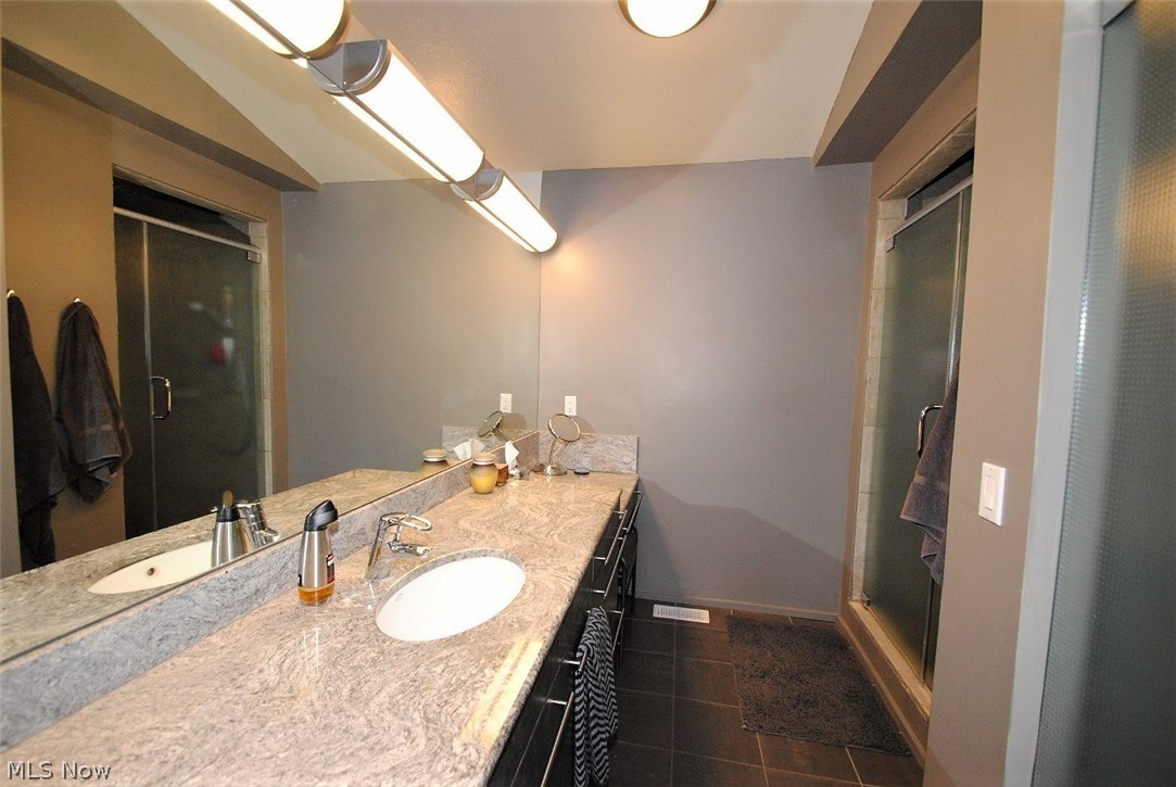 Shakercrest - Residential