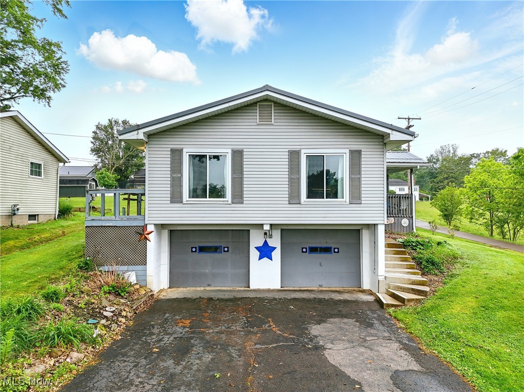 295 Park Drive, Shreve, Ohio image 1