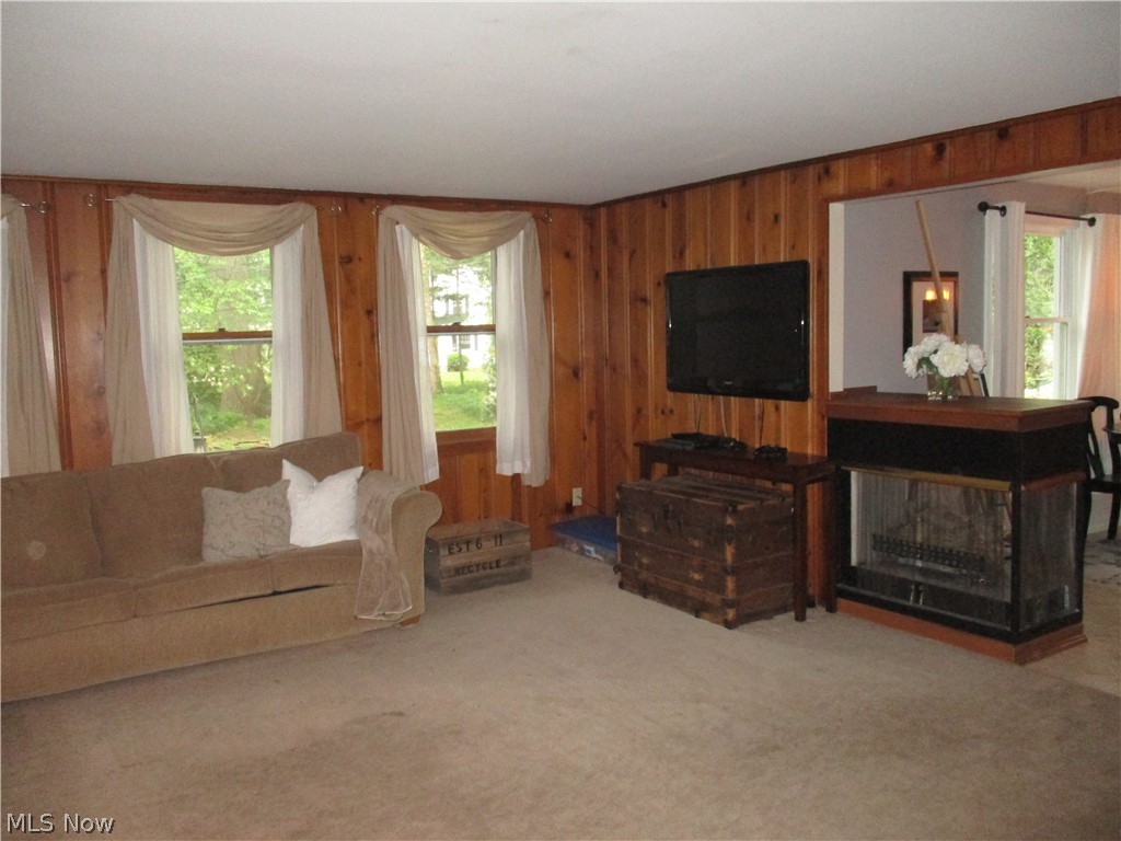 Cuyahoga River Estate - Residential