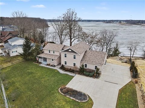 Homes For Sale - 16870 Headland Avenue<br/> Lake Milton, OH 44429