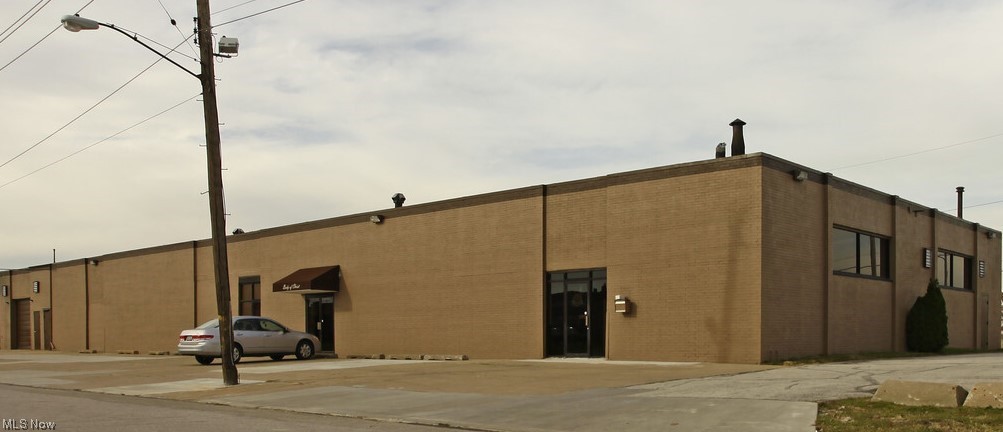 Warrensville - Commercial Lease