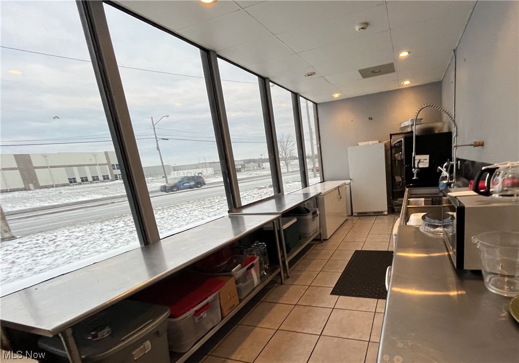 Warrensville - Commercial Lease