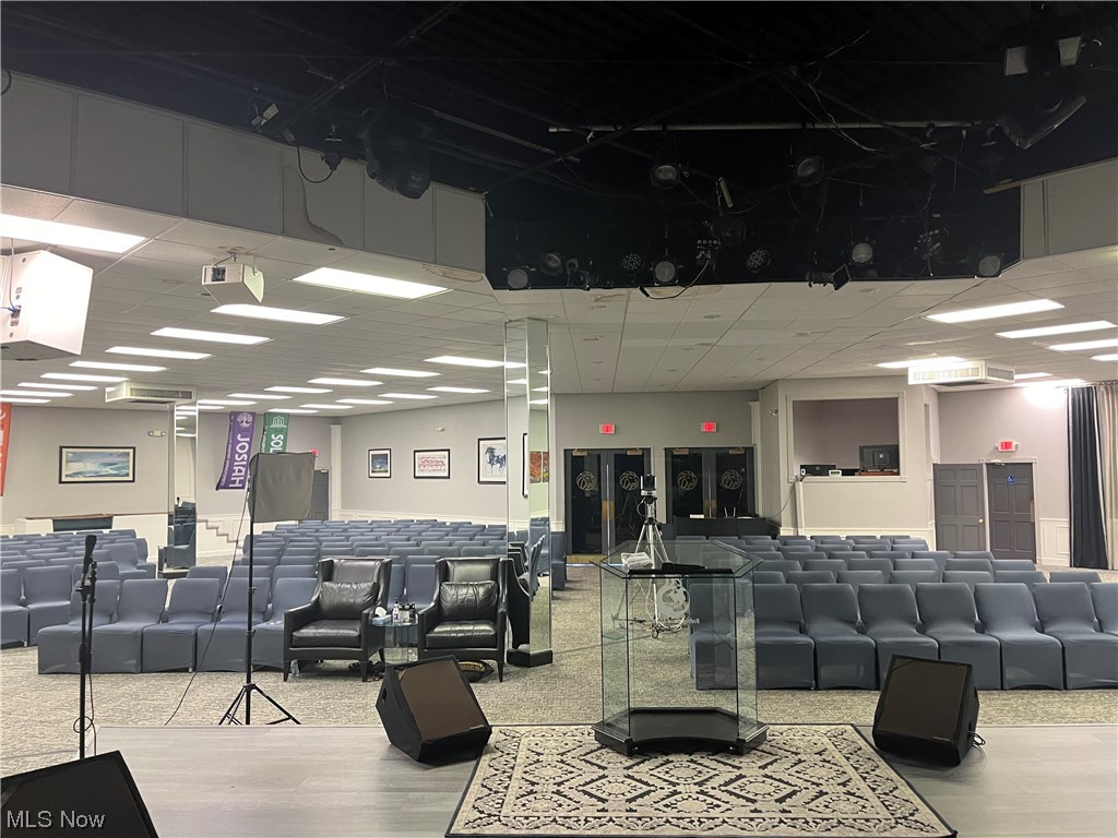 Warrensville - Commercial Lease