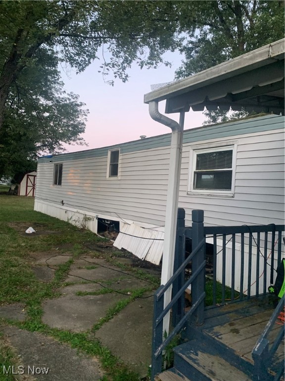 Great investment home 3bed and 2bath home. Great location and close to everything. The home is tucked away in a country like setting. Water and heat is in good condition. Blue Water Manor is located in a beautiful, quiet country setting. They offer a large playground, basketball court, and baseball field for all ages. They also have a community center that can be used for gatherings and birthday parties. Close to shopping 5-15 minutes away for venues, Plaza's, Eateries and fine dining. 7 miles from Lake George Village , 10 miles from Wild West and Magic Forest , 11.5 miles for The Adirondack Outlet Mall , 13 miles from Six Flags Great Escape Lodge & Indoor Water Park. Property Being SOld AS IS. The Price drop reflects that.