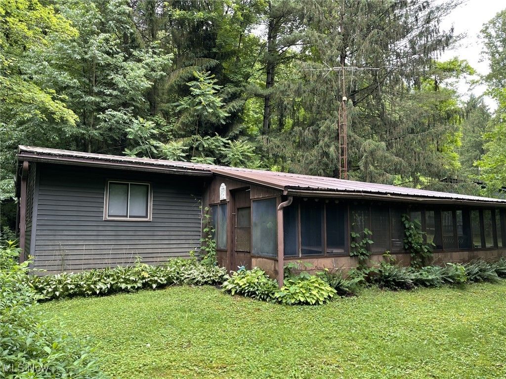 Photo of 14290 Cr 410, Coshocton, OH 43812 (MLS # 5182360)