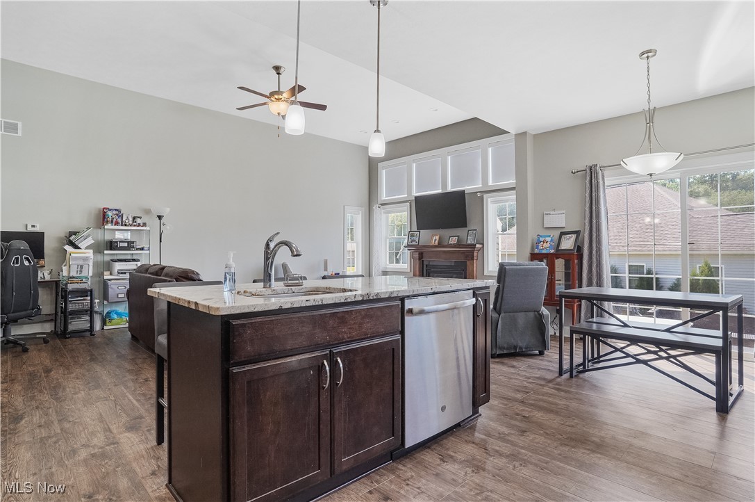 Fulton Lndgs - Residential