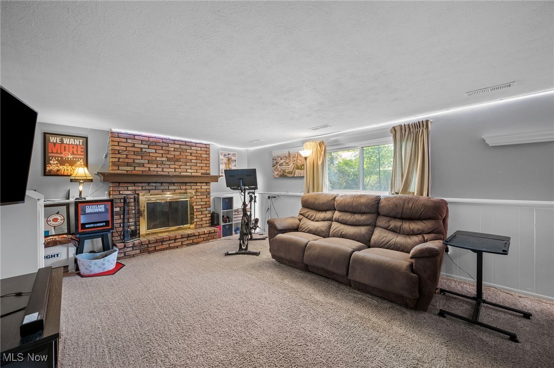 24677 Randall Drive, North Olmsted, Ohio image 12