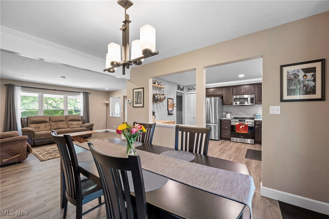 24677 Randall Drive, North Olmsted, Ohio image 3