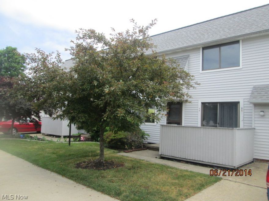 Great Opportunity with this Willoughby Carefree Condo living!! No more landscaping and lawn work. Over 1200 sq ft of living space!  3 Bedrooms, 1 full & 1/2 bath.  Eat-In Kitchen. Plenty of storage in your partially finished basement which could be completely finished for 4th bedroom. Bonus shower in basement. Enjoy the spring weather on your patio. Attached 1 car garage with direct access to unit. Close to Highways, Shopping, & Restaurants.
This is a Fannie Mae HomePath Property. This property is approved for HomePath Mortgage Financing & HomePath Renovation Mortgage Financing.