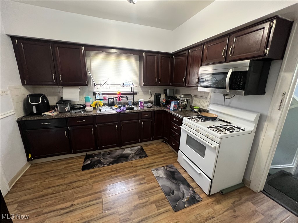 East View - Residential Income