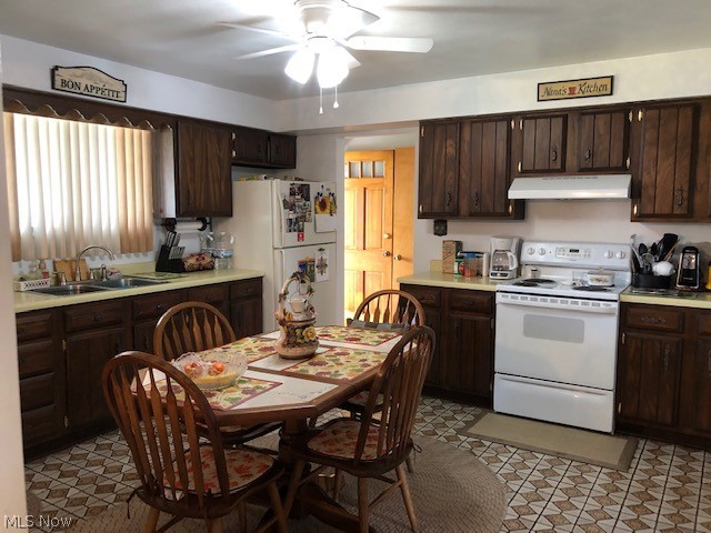 LAWSON ESTATES - Residential