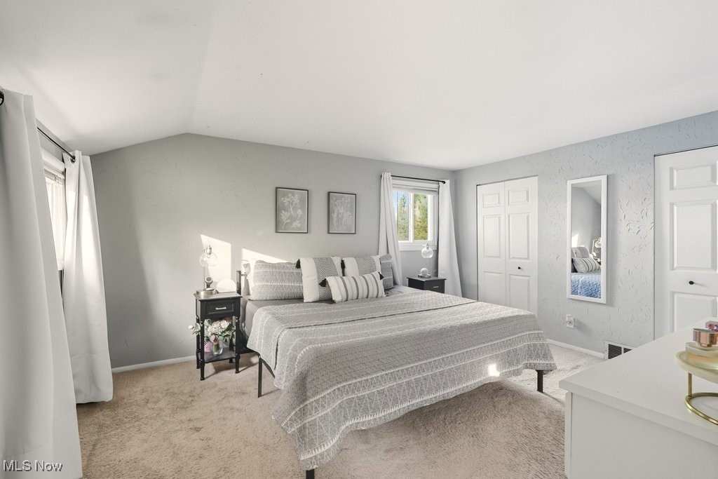 Cuyahoga Falls, Ohio 44221, United States, 4 Bedrooms Bedrooms, ,1 BathroomBathrooms,Residential,Active,221700