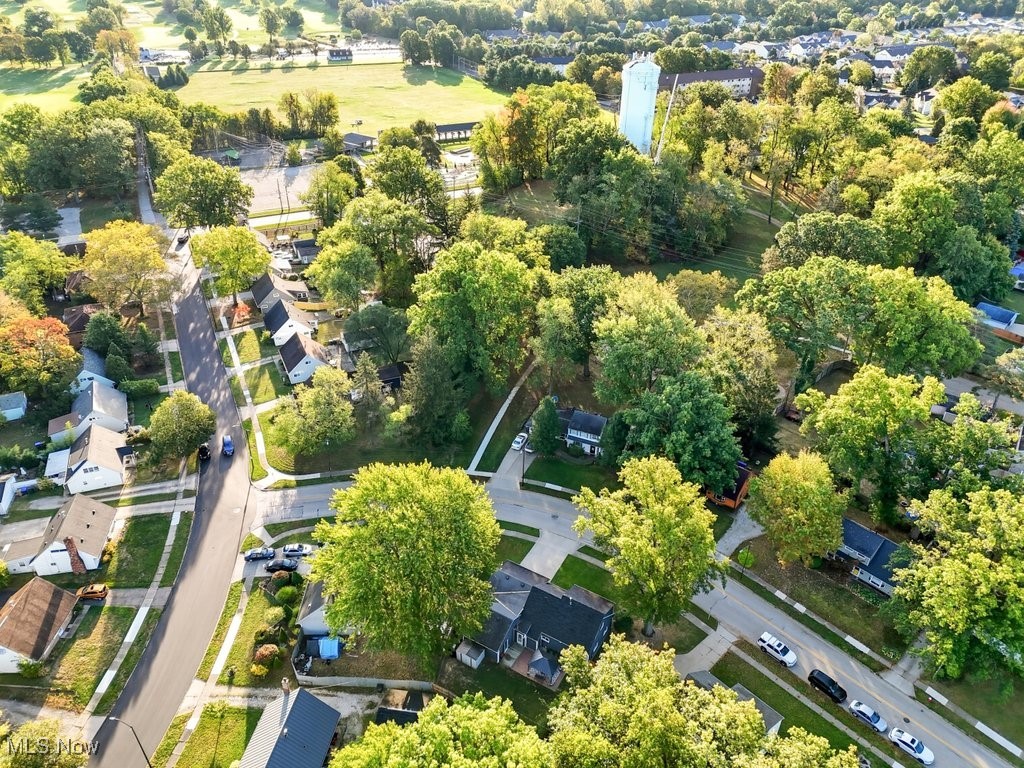 Cuyahoga Falls, Ohio 44221, United States, 4 Bedrooms Bedrooms, ,1 BathroomBathrooms,Residential,Active,221700