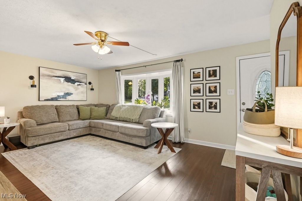 Cuyahoga Falls, Ohio 44221, United States, 4 Bedrooms Bedrooms, ,1 BathroomBathrooms,Residential,Active,221700