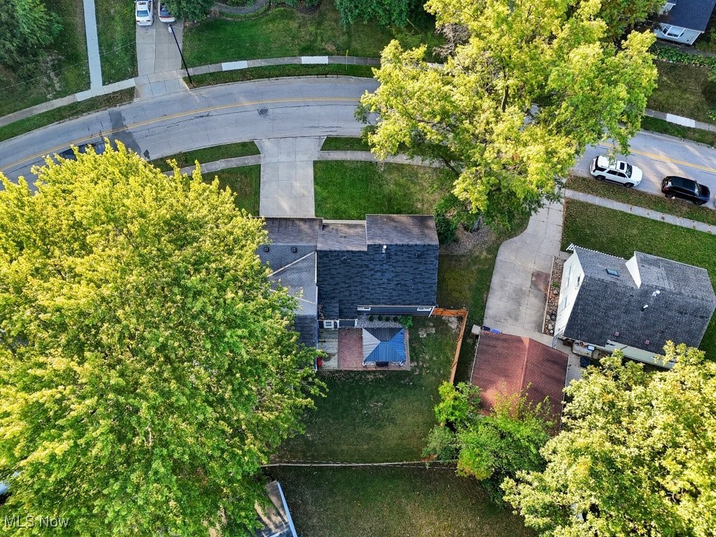 Cuyahoga Falls, Ohio 44221, United States, 4 Bedrooms Bedrooms, ,1 BathroomBathrooms,Residential,Active,221700