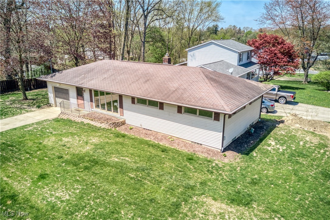 65 E Bellisle Drive, Akron, Ohio image 30