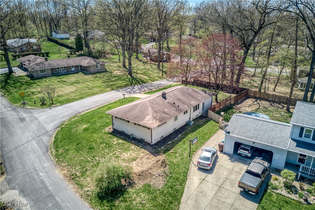 65 E Bellisle Drive, Akron, Ohio image 31