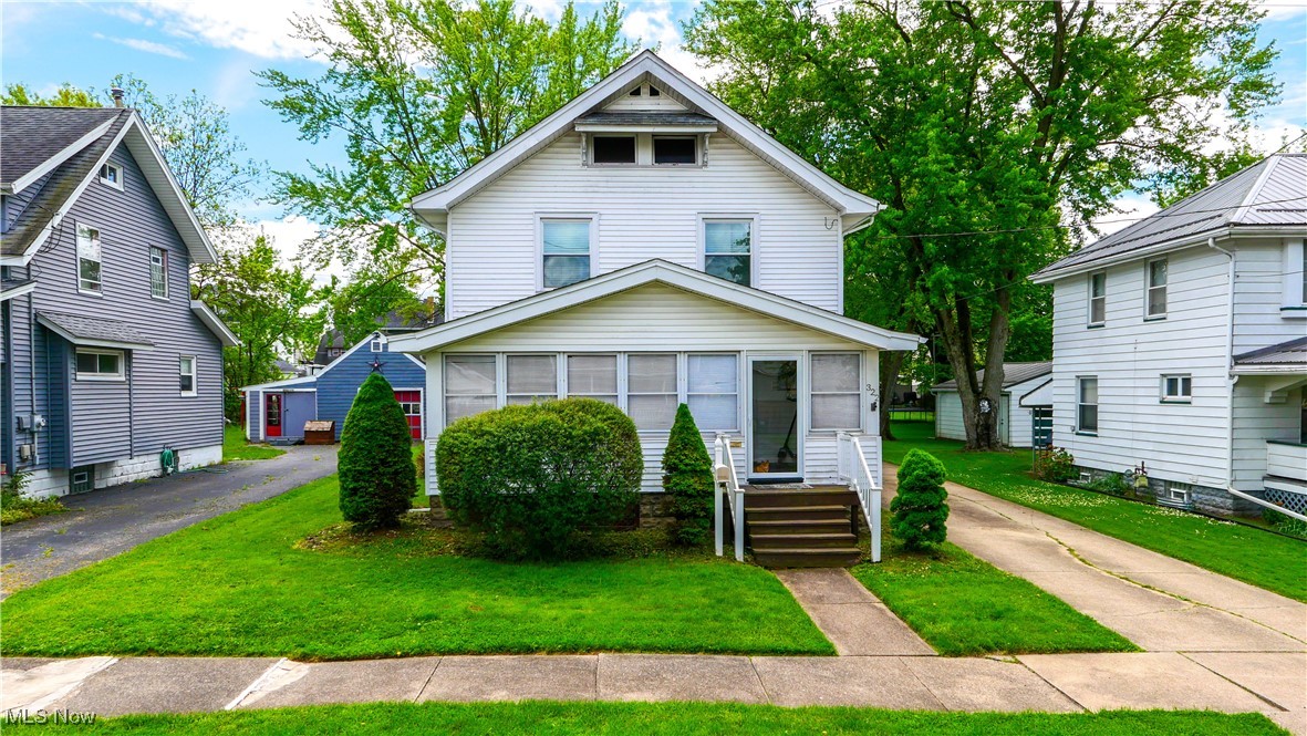 322 Oak Knoll Avenue, Newton Falls, Ohio image 1