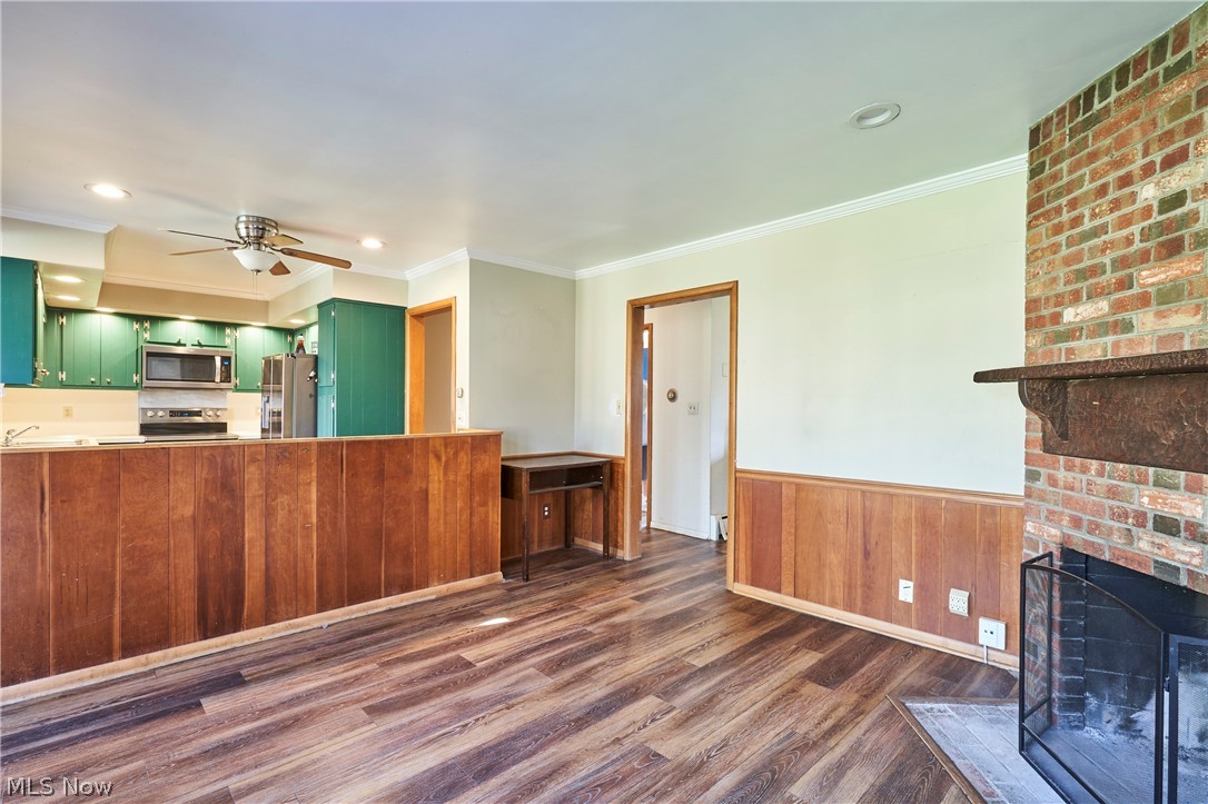 Oak Tree - Residential