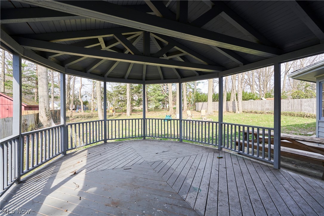 Oak Tree - Residential