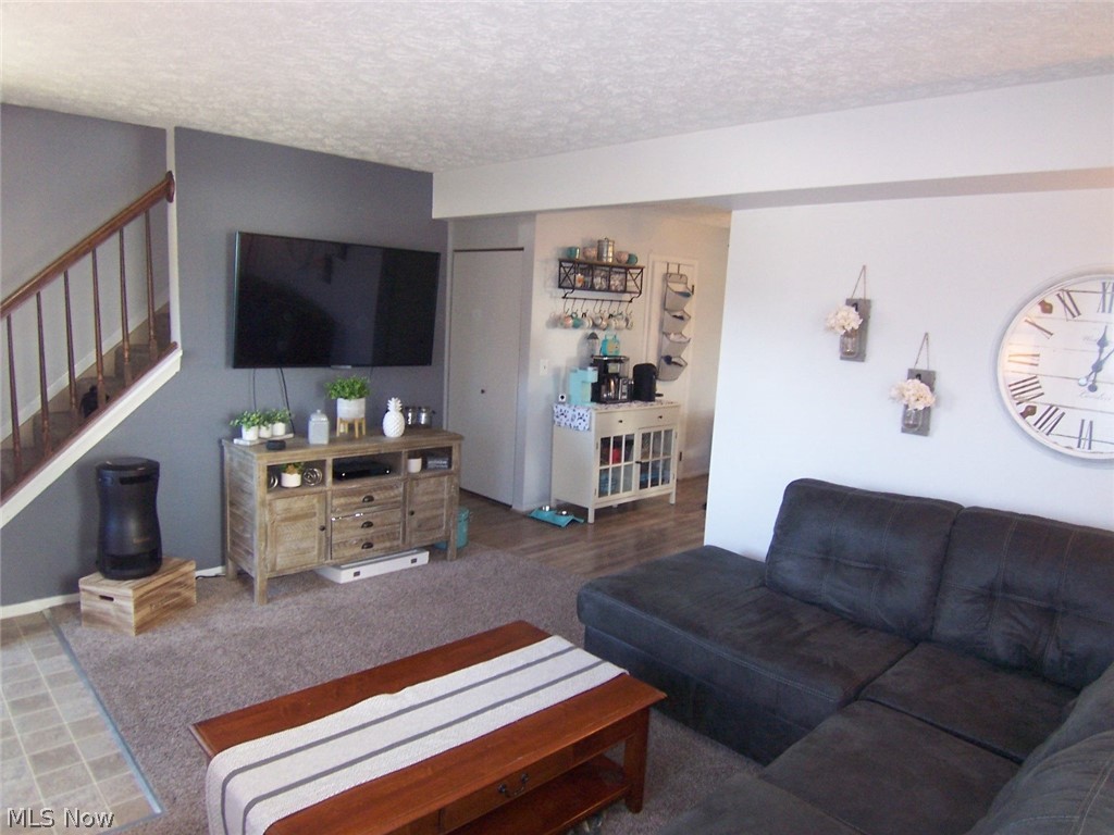Village In Falls Condo - Residential