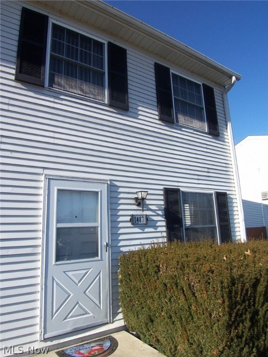 You'll fall in love with this move-in ready 2 bedroom, 1.5 bathroom, 2-story condo with a finished basement and enclosed patio. Updates include newer laminate flooring, carpet and paint. Enjoy the open, first floor layout with an updated stainless steel kitchen. Call for your private showing today!