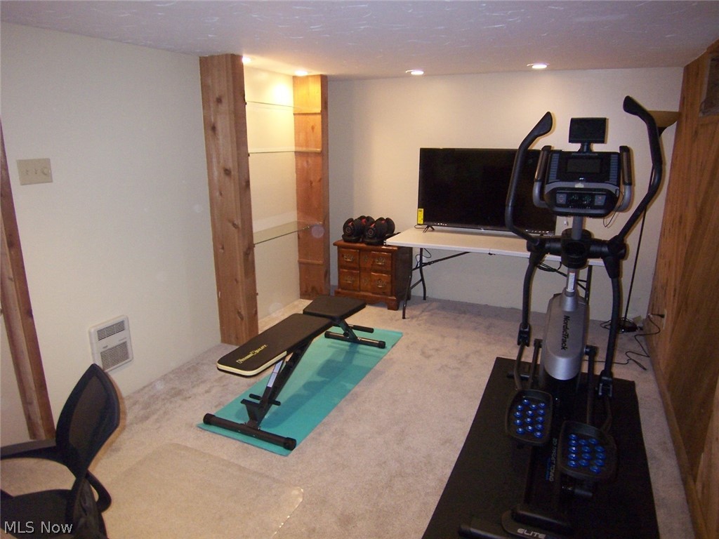 Village In Falls Condo - Residential