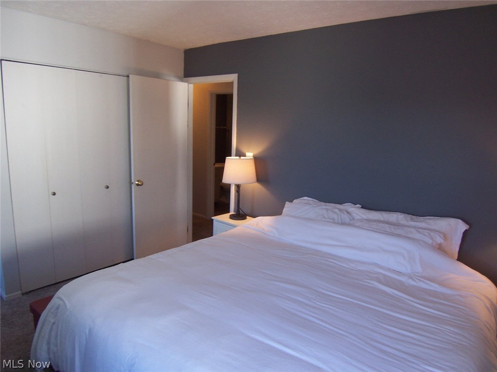 Village In Falls Condo - Residential