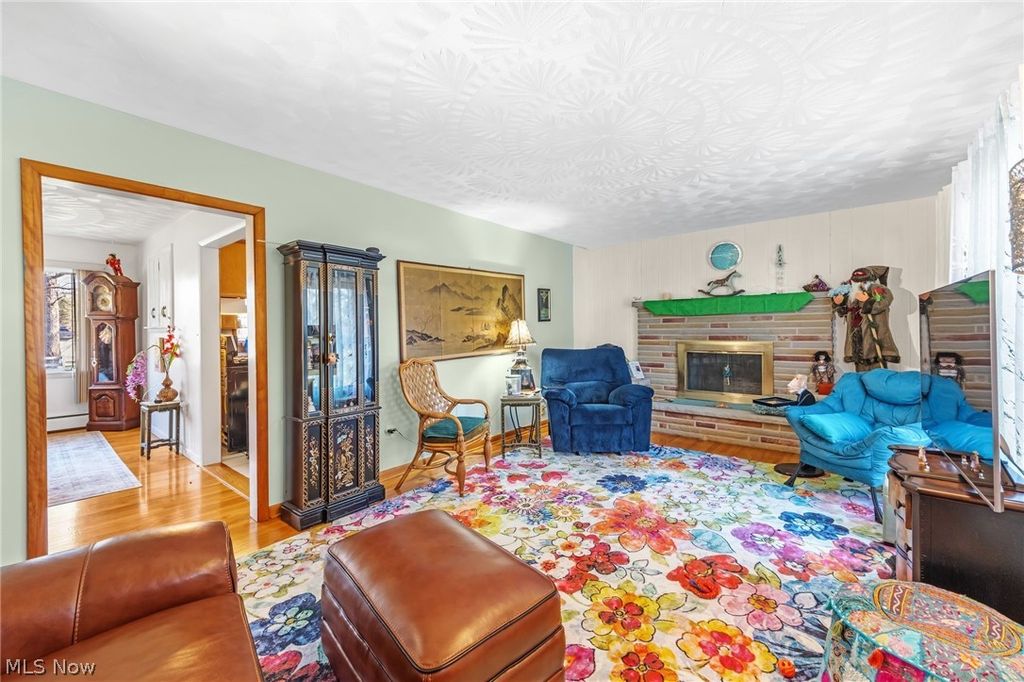 Photo of 67 Valencia Drive, Cuyahoga Falls, OH 44223 (MLS # 5200329)