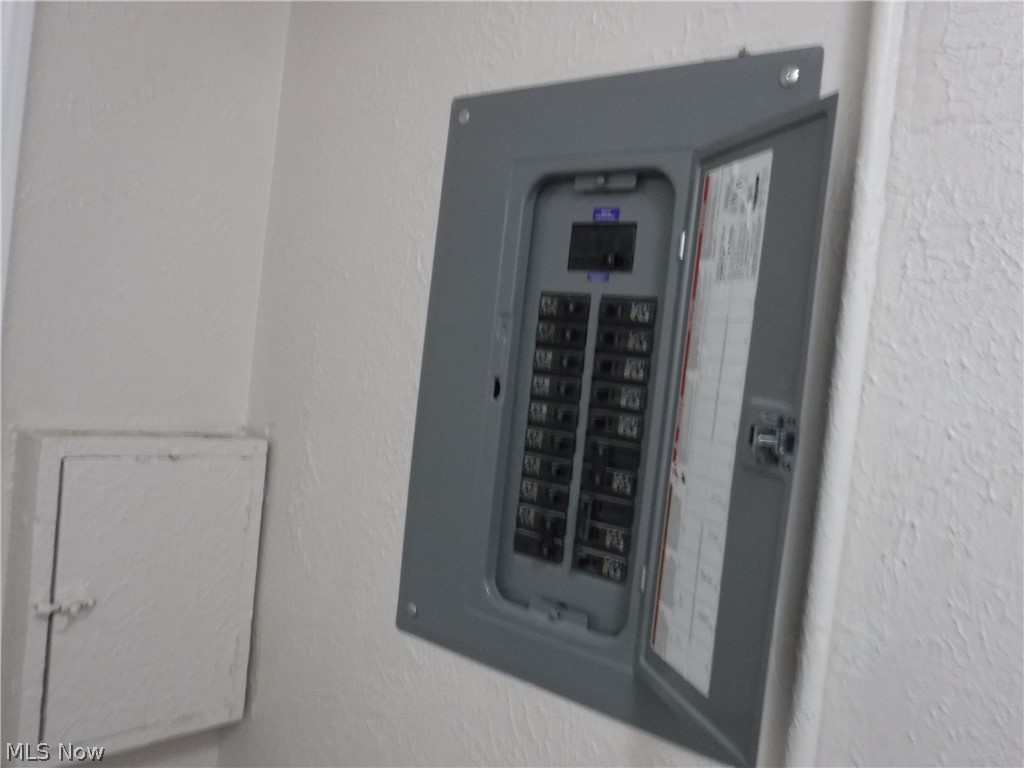 Fairlawn Add/Crisp + Pettibone - Residential