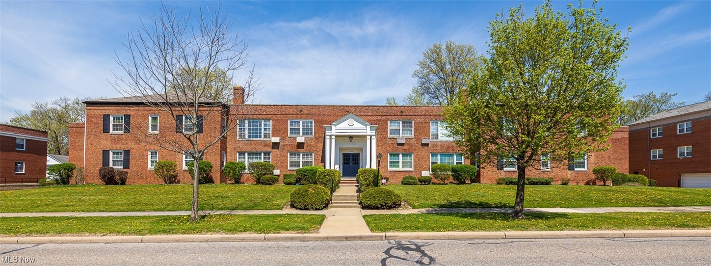 Welcome to this affordable 2-bedroom, 1.5-bathroom condo that offers the perfect blend of comfortable living and urban convenience in the vibrant community of Shaker Heights. Located in a sought-after area, you'll enjoy unparalleled access to fantastic restaurants, shopping, public transportation, and plenty of things to do. HOA fee covers all utilities and a heated garage sparking pace. Pets allowed. You don't want to miss this one!