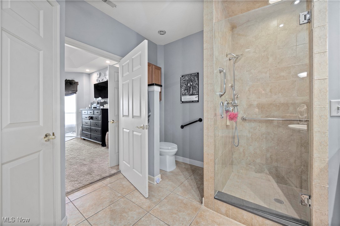 2892 Whispering Shores Drive, Vermilion, Ohio image 26