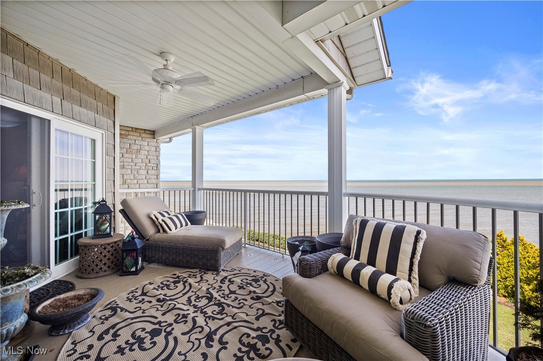 2892 Whispering Shores Drive, Vermilion, Ohio image 19
