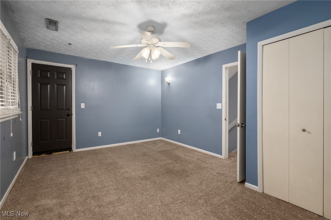 Twin Lakes - Residential