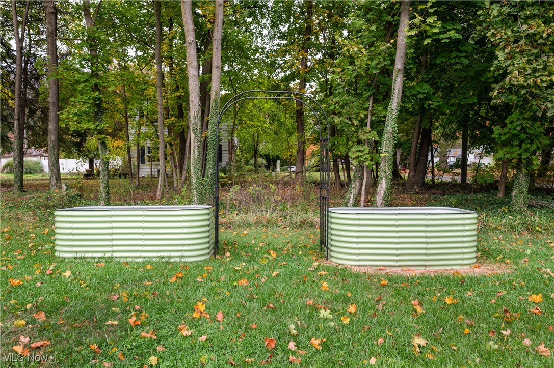 Twin Lakes - Residential