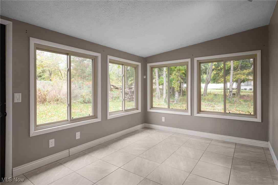 Twin Lakes - Residential
