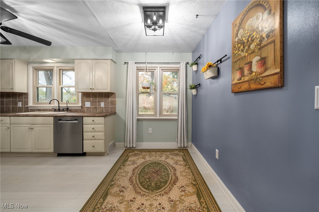 Twin Lakes - Residential