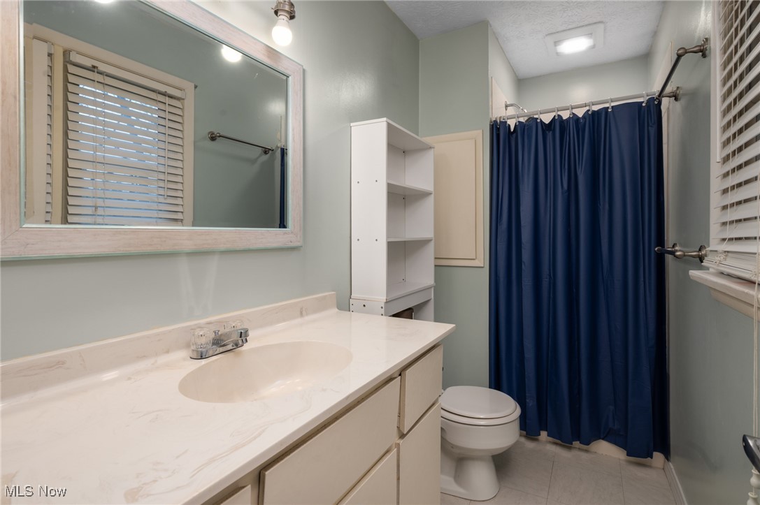 Twin Lakes - Residential