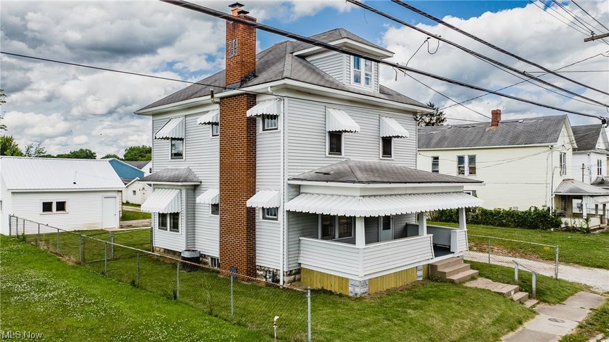 Newly renovated 3 bedrooms, 1 1/2 bath with all new luxury laminate vinyl flooring, all new kitchen cabinets, freshly painted with many additional updates all for $105,000.