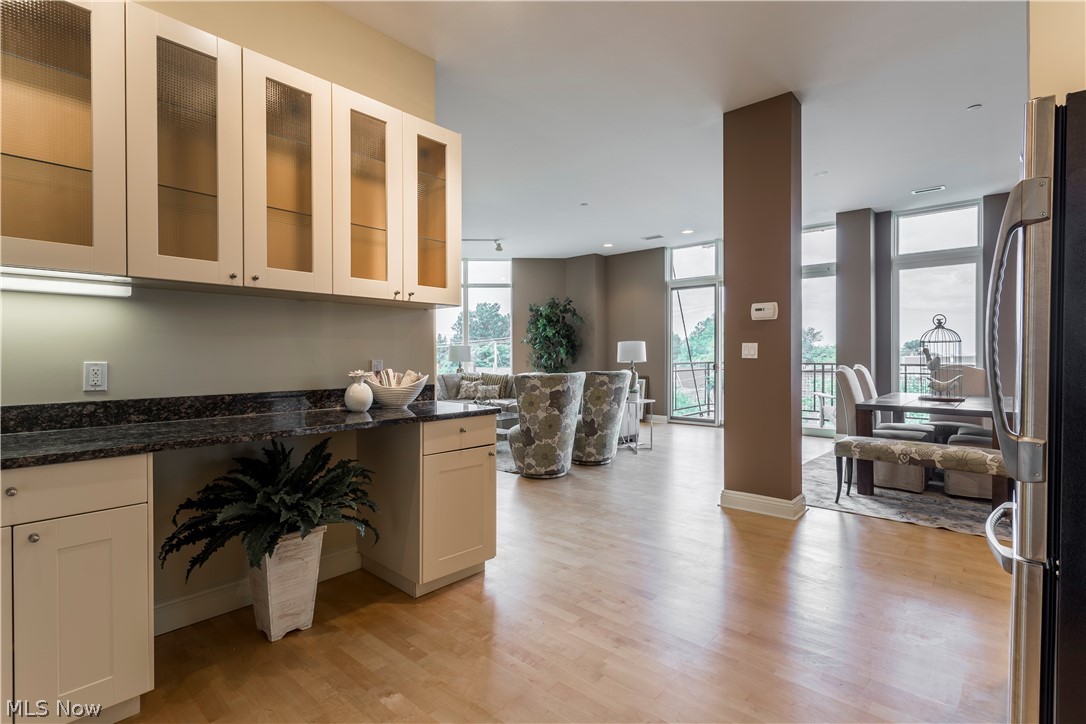 Larchmere Lofts Condo - Residential