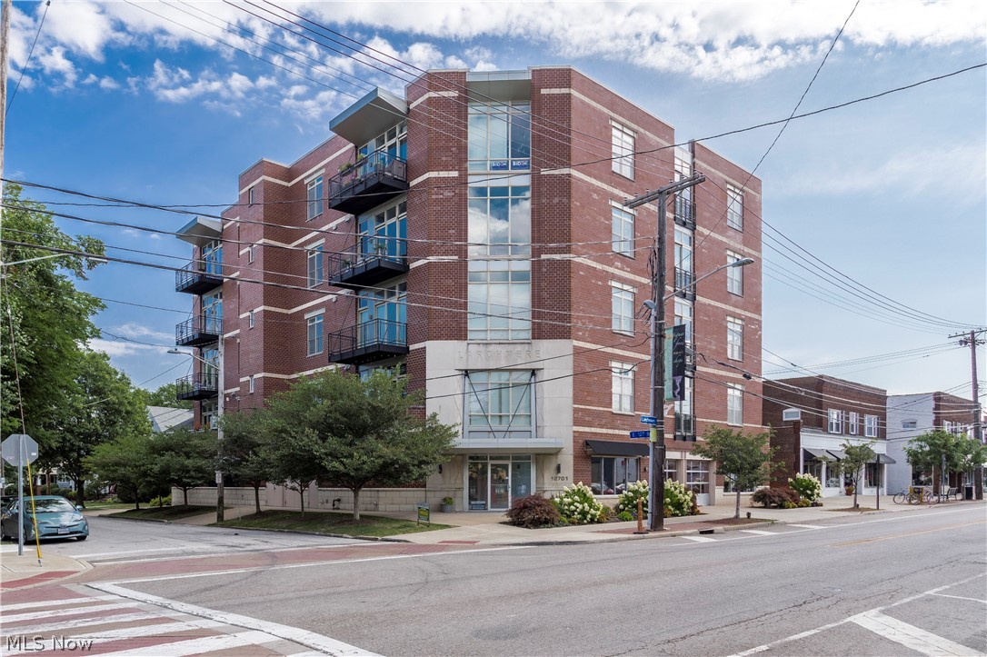 Larchmere Lofts Condo - Residential