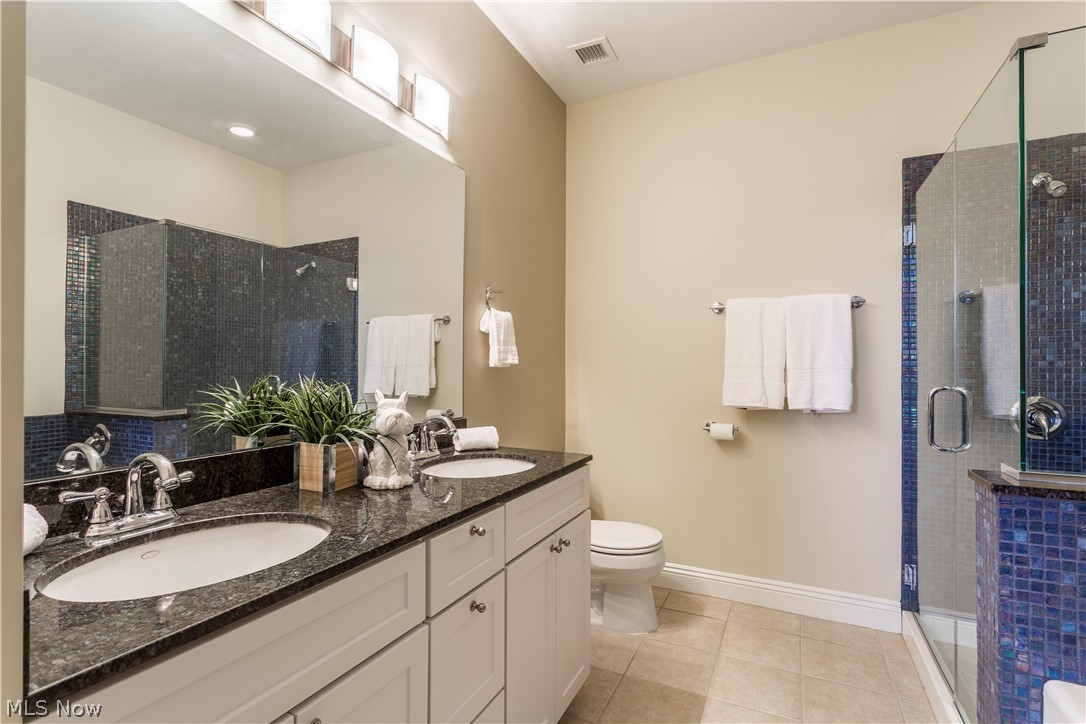 Larchmere Lofts Condo - Residential