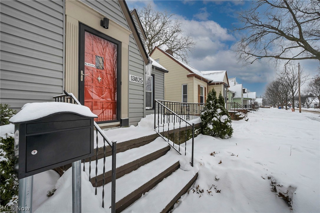 13825 Courtland Avenue