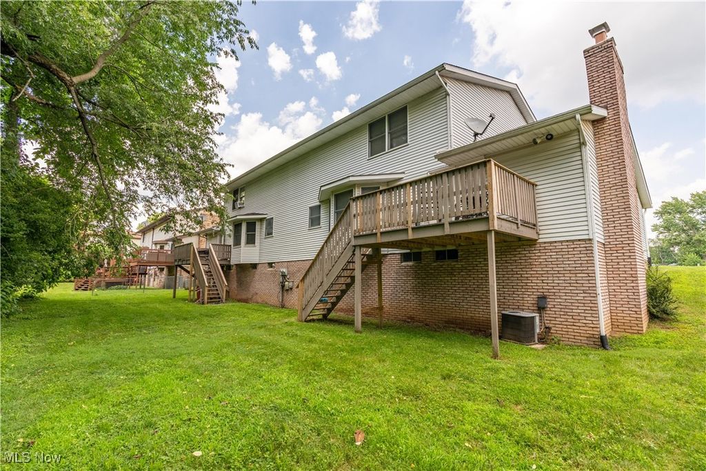 Photo of 5151 Johnnycake Ridge NE, Canton, OH 44705 (MLS # 5178467)