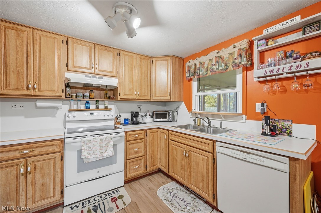 Twin Oaks - Residential