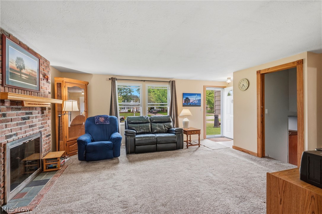 Twin Oaks - Residential